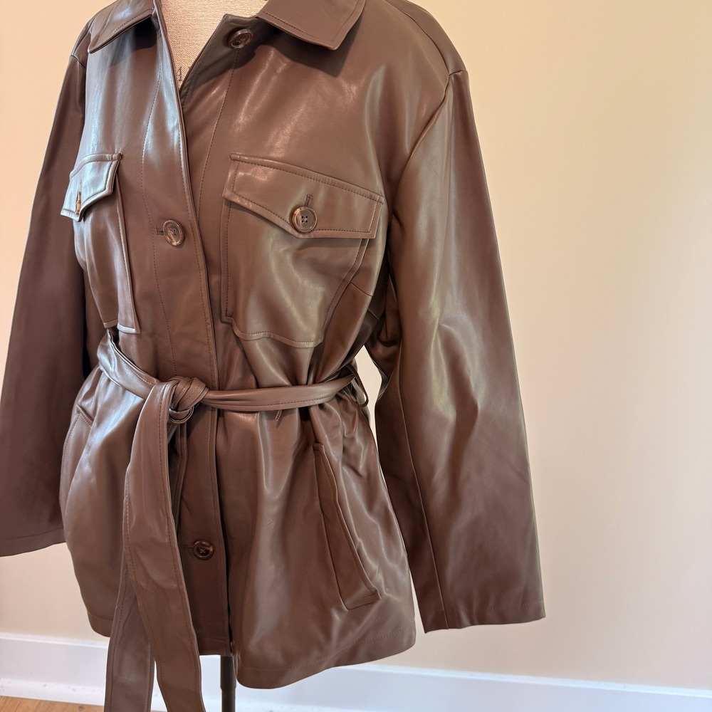 Time and Tru‎ Women's Brown Faux Leather Jacket Size 1x NWOT - Picture 2 of 6